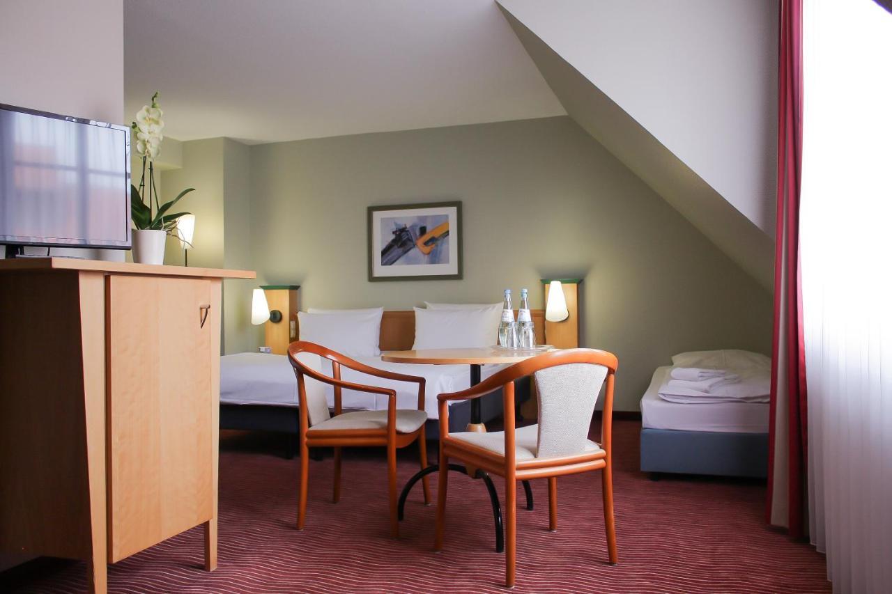 Hotel Hkk
